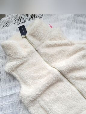 Tommy Hilfiger White Faux Fur Jacket Witj Gold Zipper